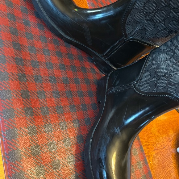 Coach tall women’s rain boots - Picture 6 of 6